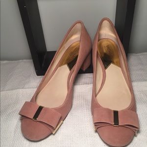 Michael Kors dusty rose bow tie pumps